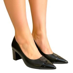 Tommy Hilfiger Women's Neysa Black Patent Toe Metal Medallion Block Heels 9.5M